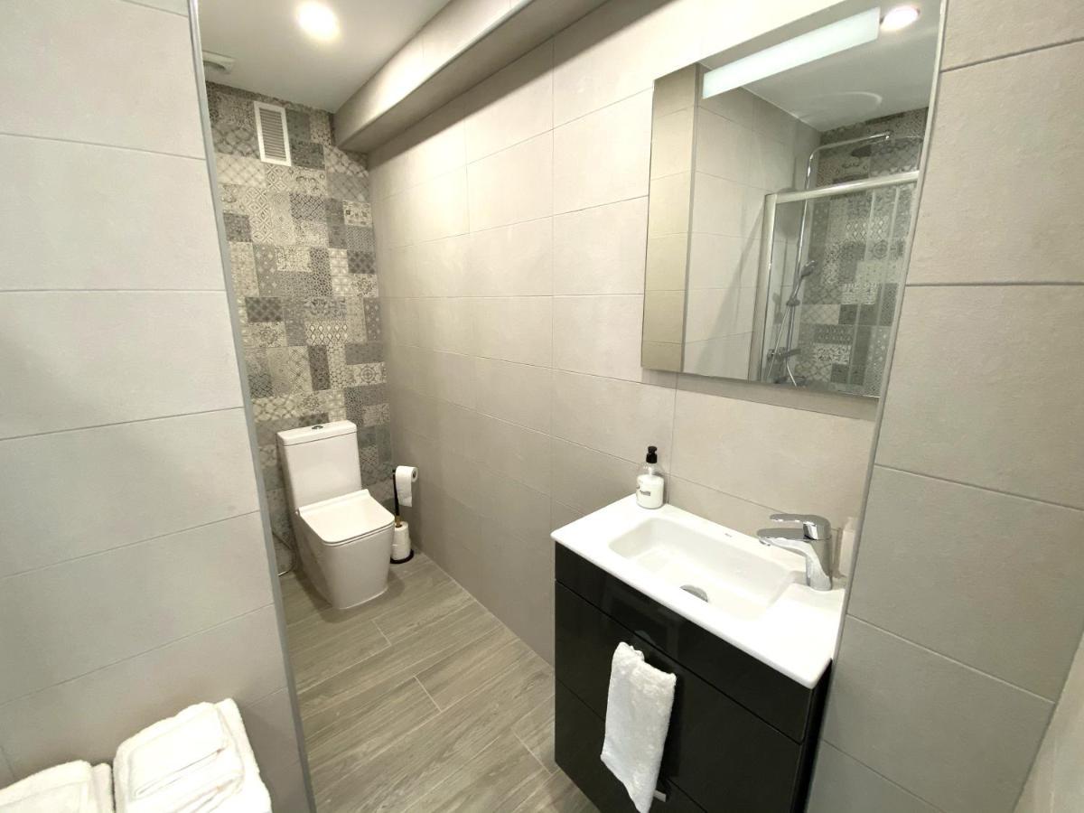 Residencial Santa Justa - Vacacional Sevilla Ngoại thất bức ảnh