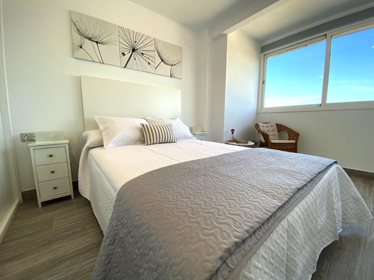 Residencial Santa Justa - Vacacional Sevilla Ngoại thất bức ảnh